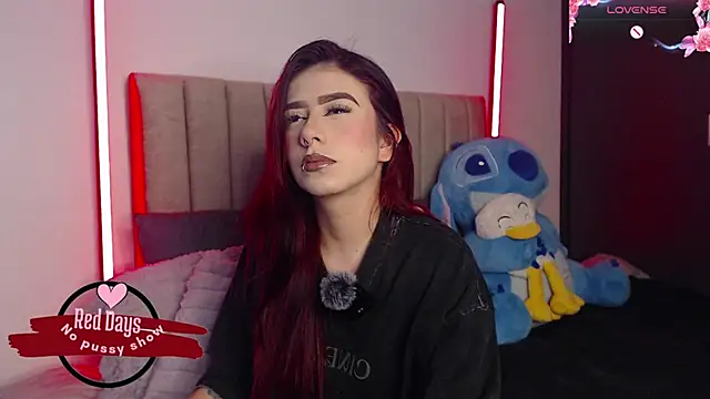 Snapshot of Your_rosalie chatting on November 21, 3:49 am Your rosalie online show from November 21, 3:49 am