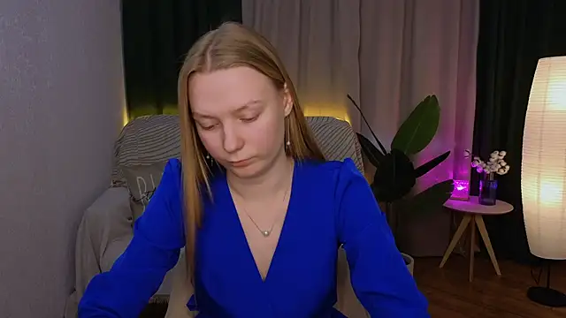 Snapshot of CarolynCohen__ chatting on January 23, 4:52 am CarolynCohen online show from January 23, 4:52 am