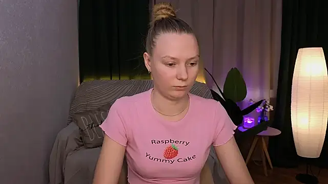 Snapshot of CarolynCohen__ chatting on January 30, 5:19 am CarolynCohen online show from January 30, 5:19 am