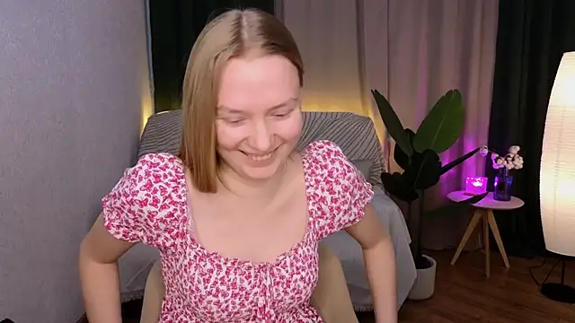 Snapshot of CarolynCohen__ chatting on February 11, 5:26 am CarolynCohen online show from February 11, 5:26 am