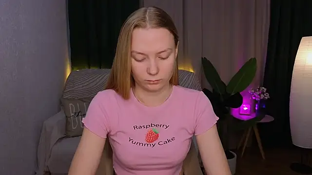 Snapshot of CarolynCohen__ chatting on February 28, 2:09 am CarolynCohen online show from February 28, 2:09 am