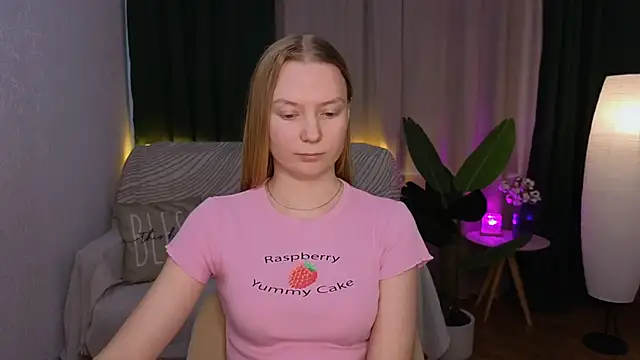 Snapshot of CarolynCohen__ chatting on February 28, 5:15 am CarolynCohen online show from February 28, 5:15 am