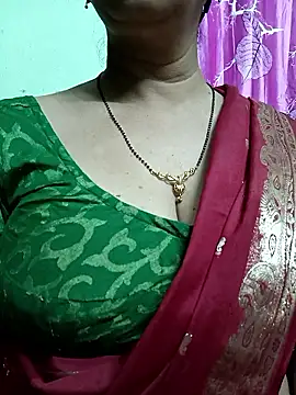 Snapshot of Rosy-B chatting on January 16, 9:30 pm Rosy-B online show from January 16, 9:30 pm