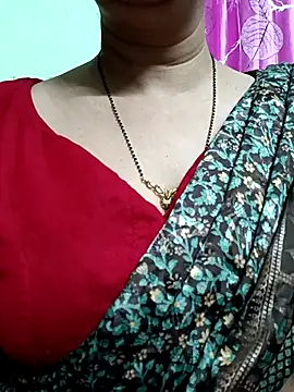 Snapshot of Rosy-B chatting on March 12, 9:21 pm Rosy-B online show from March 12, 9:21 pm