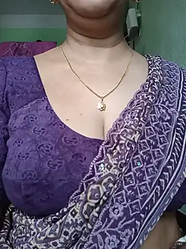 Rosy-B online show from August 3, 12:20 am