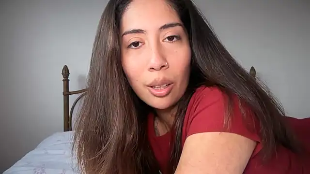 LorenaAnderson online show from June 7, 5:49 pm
