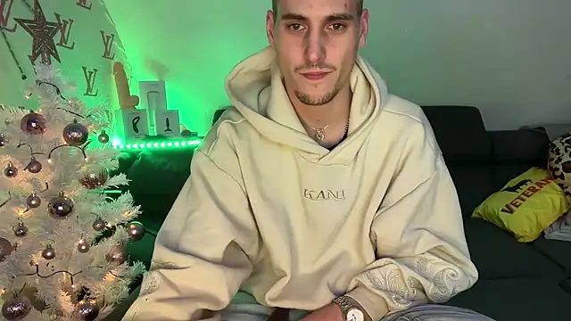 Cookieboy88 online show from November 18, 5:06 pm