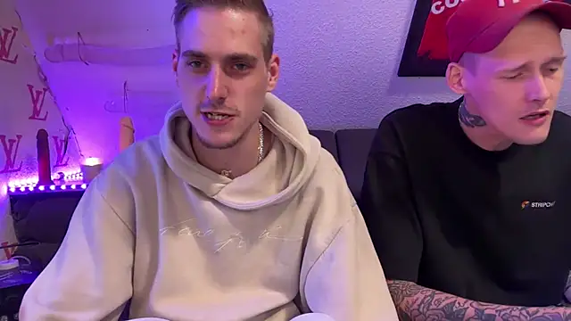 Cookieboy88 online show from April 18, 7:07 pm