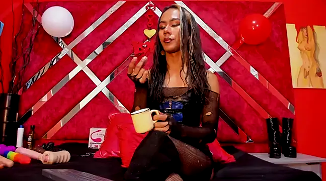 Scarlett Hot5 online show from February 14, 8:48 pm