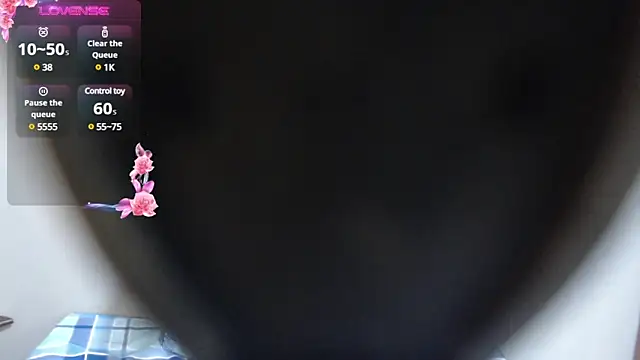 Snapshot of blue_violette_ chatting on December 15, 4:26 pm blue violette online show from December 15, 4:26 pm