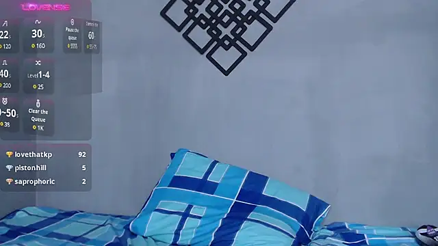 Snapshot of blue_violette_ chatting on February 10, 6:56 pm blue violette online show from February 10, 6:56 pm