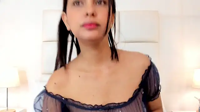 Snapshot of DulceColeman chatting on March 3, 11:16 am DulceColeman online show from March 3, 11:16 am