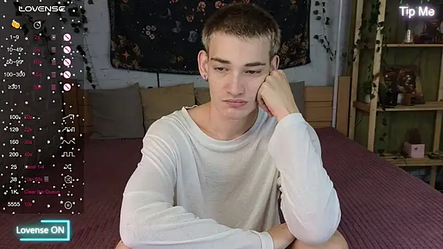 Nick Win online show from October 11, 2:48 pm