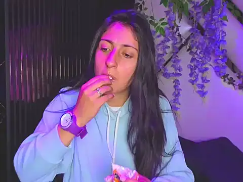 Cameron cutte online show from December 20, 3:24 am