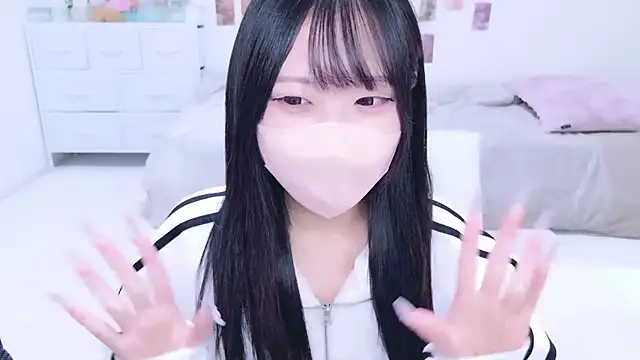 Suzu ch xx online show from October 19, 1:12 pm