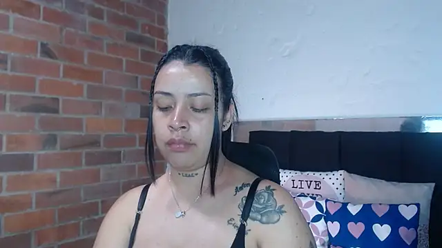 Snapshot of salome__hills1 chatting on February 11, 7:19 pm salome hills1 online show from February 11, 7:19 pm