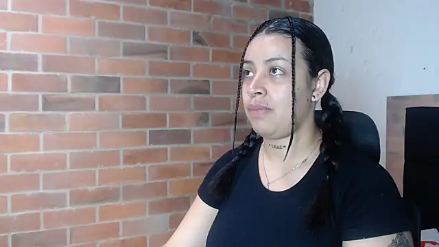 Snapshot of salome__hills1 chatting on February 25, 5:44 pm salome hills1 online show from February 25, 5:44 pm