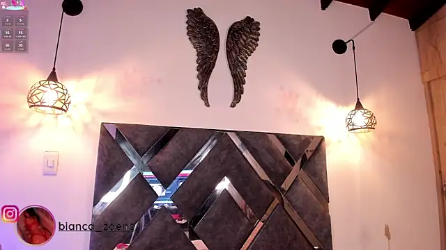 Snapshot of Bianca_zaens2 chatting on December 16, 2:44 pm Bianca zaens2 online show from December 16, 2:44 pm