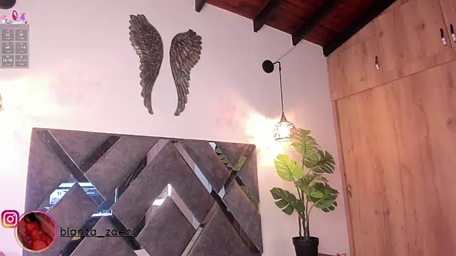 Snapshot of Bianca_zaens2 chatting on February 14, 12:13 pm Bianca zaens2 online show from February 14, 12:13 pm