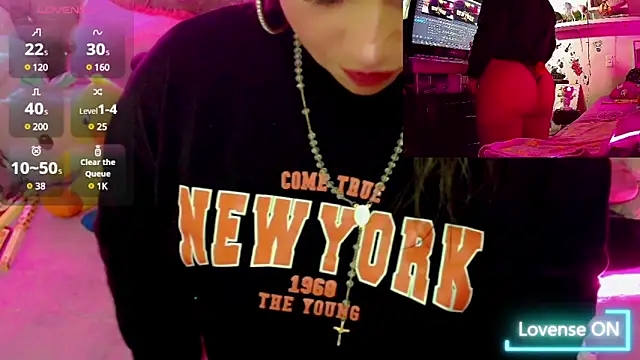 Snapshot of martina_bk chatting on January 22, 12:06 am martina bk online show from January 22, 12:06 am