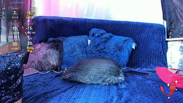 Mracialatina online show from November 10, 4:39 pm