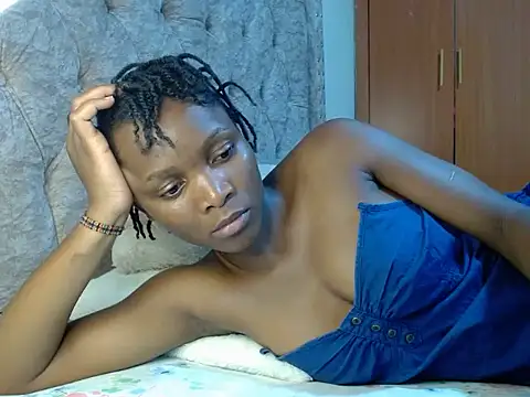 Snapshot of Naughty_Girl17 chatting on March 3, 7:39 pm Naughty Girl17 online show from March 3, 7:39 pm