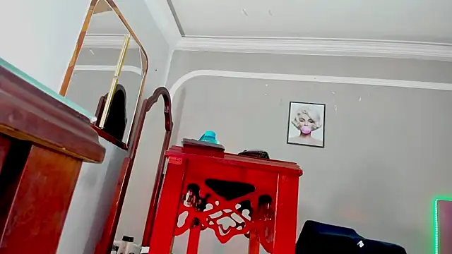 Jimena Grey online show from December 21, 6:31 am