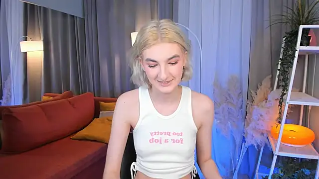 Mia Cheers online show from March 9, 1:59 pm