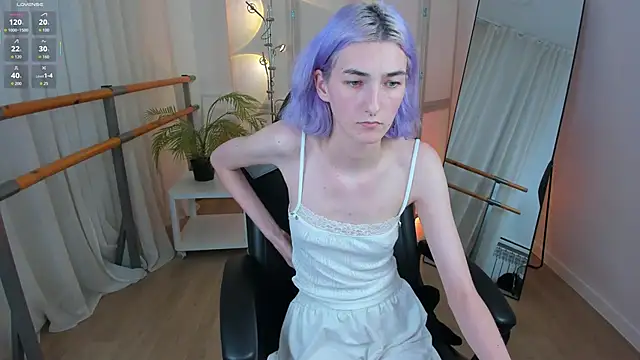 Mia Cheers online show from September 12, 6:08 pm