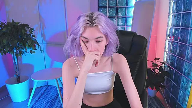 Mia Cheers online show from September 14, 3:00 pm