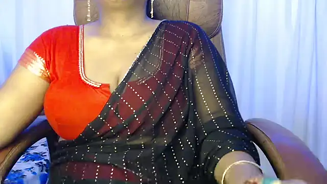 Prita07 online show from October 31, 11:33 am