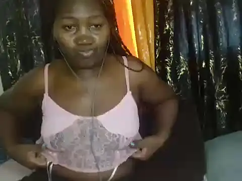 Snapshot of Sexxy_pretty24 chatting on May 25, 9:37 am Sexxy pretty24 online show from May 25, 9:37 am