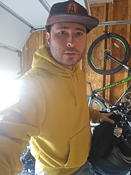 JeepinAround online show from February 16, 10:50 pm