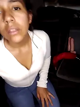 loveHoney02 online show from March 5, 8:38 pm