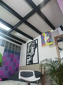 thirstymoonxx online show from July 4, 5:35 am