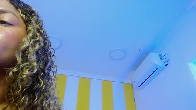 Cristal War online show from February 20, 3:12 am