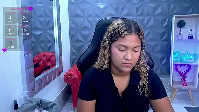 Cristal War online show from March 25, 10:49 pm