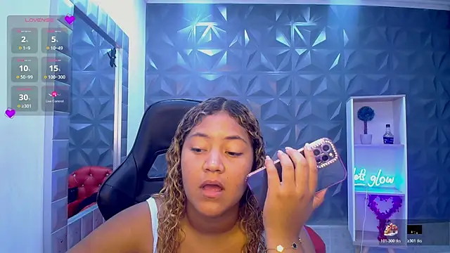 Cristal War online show from April 7, 10:53 pm