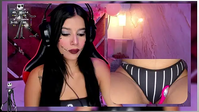 SweetieCloe  online show from October 14, 9:04 pm