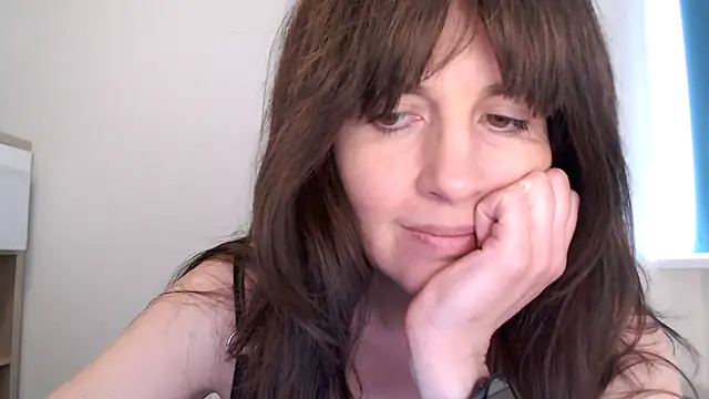 Ella Next Door online show from March 17, 3:26 pm