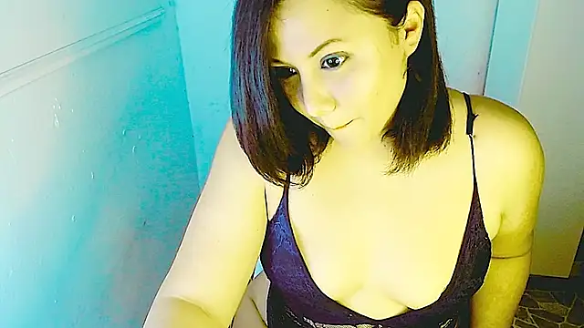 Camil2025 online show from September 8, 10:09 pm