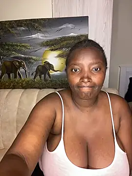 Naughty-sonia2 online show from February 5, 5:20 pm