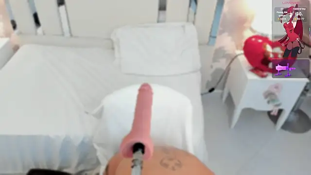 Miliaangeles online show from December 22, 11:40 am