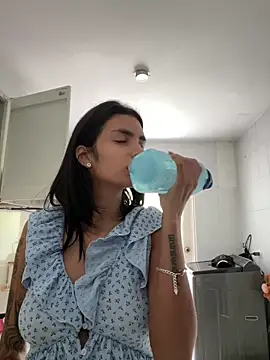 DeuxGold online show from February 20, 7:25 pm