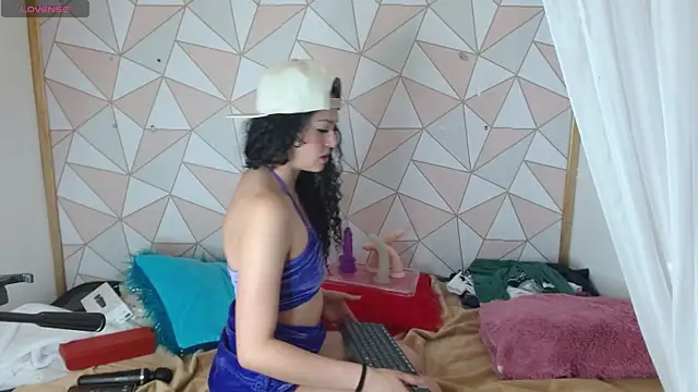 mapelove online show from January 15, 6:19 pm