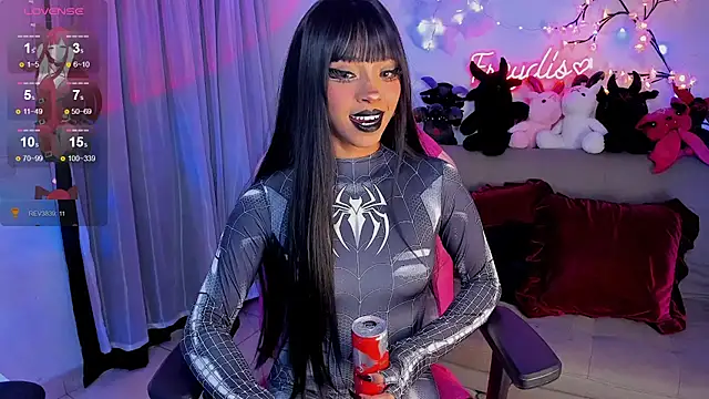 Snapshot of Miss_freydis chatting on June 10, 6:01 am Miss freydis online show from June 10, 6:01 am