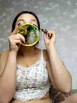 Snapshot of _AnMiss_ chatting on December 21, 3:31 pm AnMiss online show from December 21, 3:31 pm