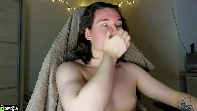 Snapshot of MoreRealAlex chatting on February 9, 3:27 pm MoreRealAlex online show from February 9, 3:27 pm