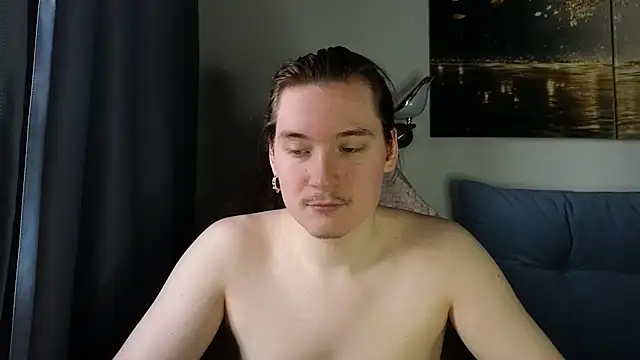 MoreRealAlex online show from May 5, 4:53 am
