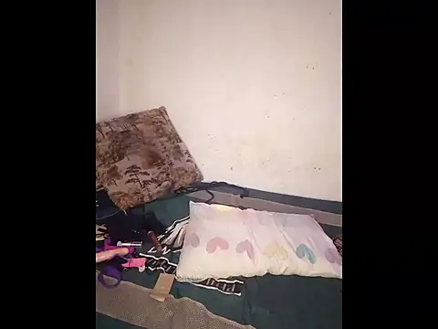 Freaky Vannahs online show from February 24, 5:55 pm